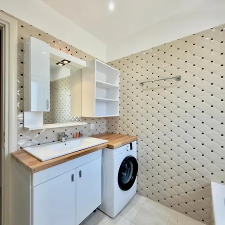 Andrea Appartement Himarë