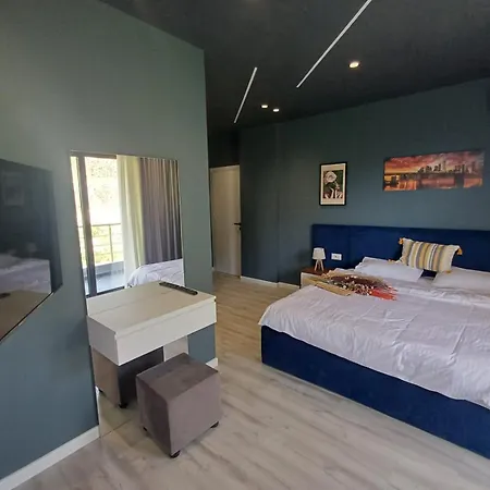 Appartement Andrea Himarë